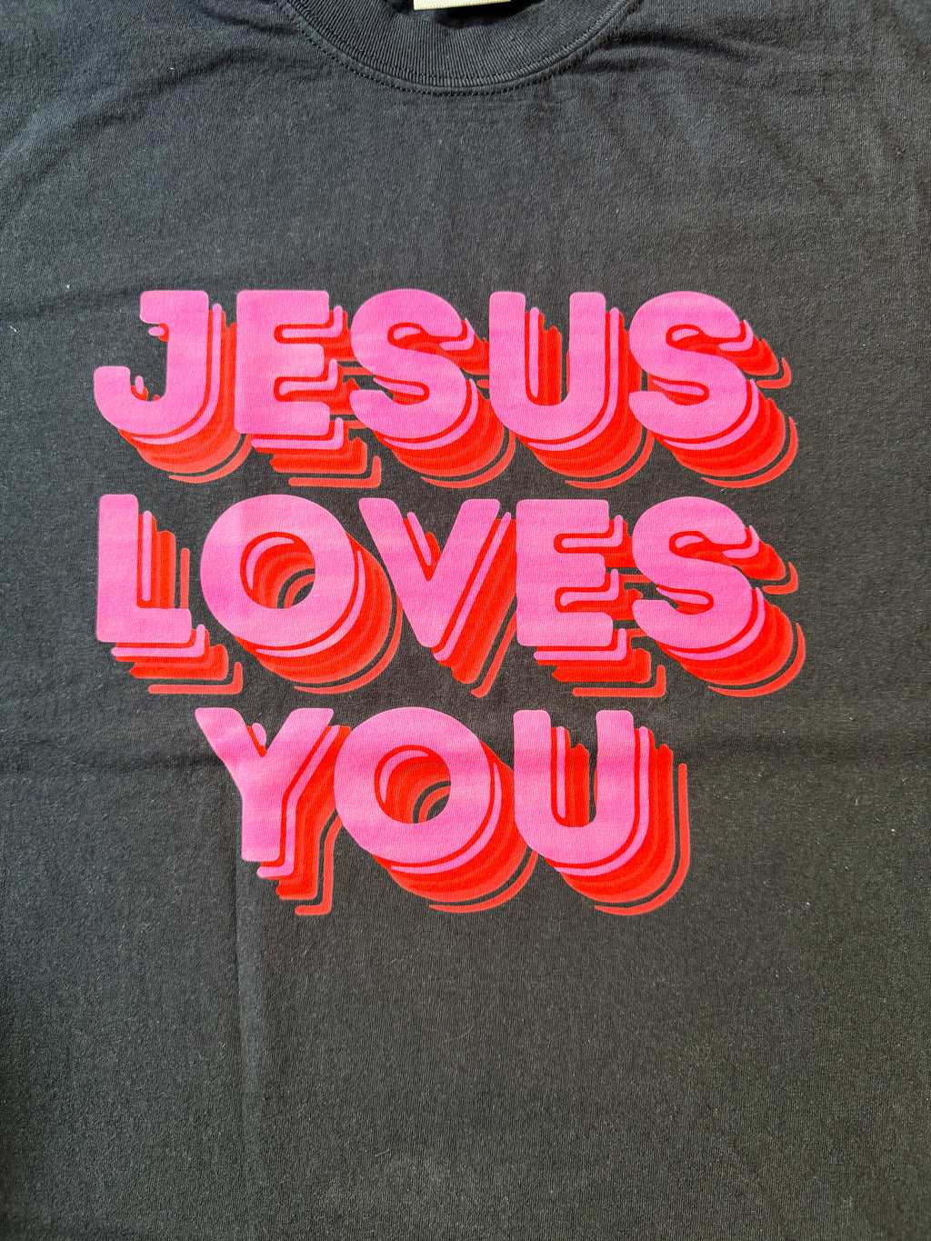 JESUS LOVES YOU - size XL