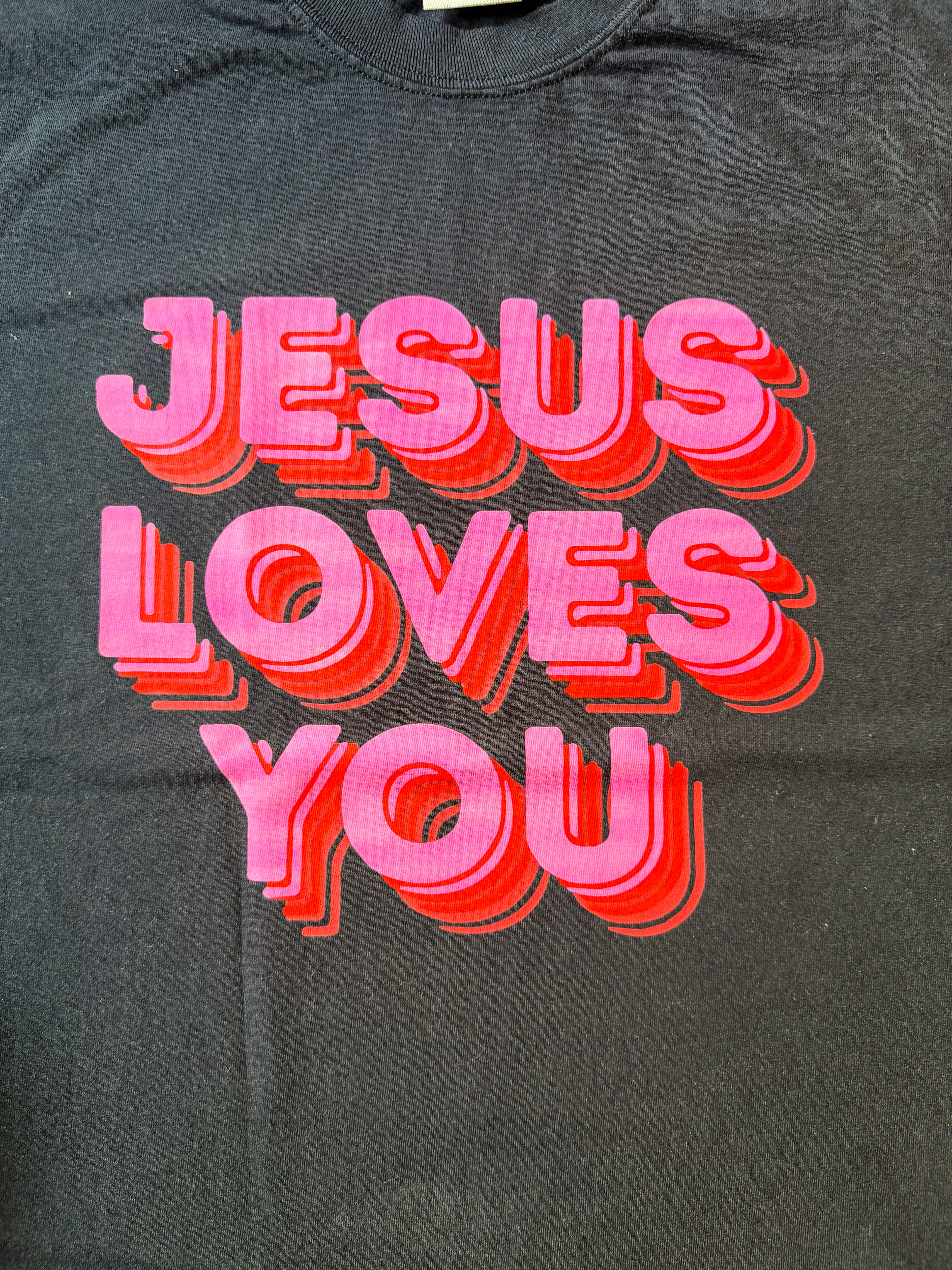 JESUS LOVES YOU - size XL